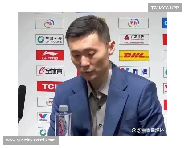 奥超哈特贝格主帅转投德乙 助理教练暂时接管球队带队 奥超哈特贝格主帅转投德乙 助理教练暂时接管球队带队